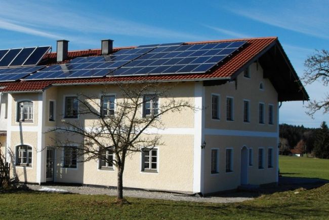Umbau eines bäuerlichen Anwesens in ein Mehrfamilienhaus, Oberau